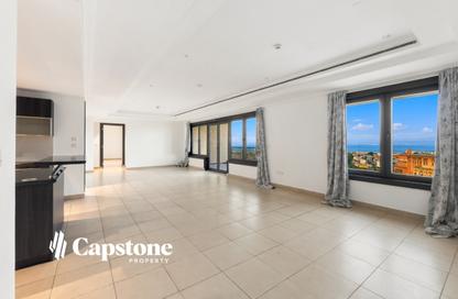 Apartment - 2 - 4 for sale in East Porto Drive - Porto Arabia - The Pearl Island - Doha Apartment - 2 - 4 for sale in East Porto Drive - Porto Arabia - The Pearl Island - Doha