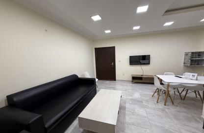 Apartment - 1 Bedroom - 1 Bathroom for rent in West Bay - West Bay - Doha