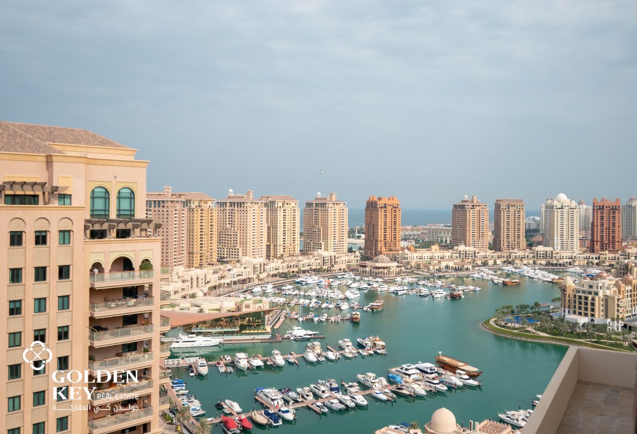 Panoramic Views – 5BR+2 Maid Penthouse - Duplex