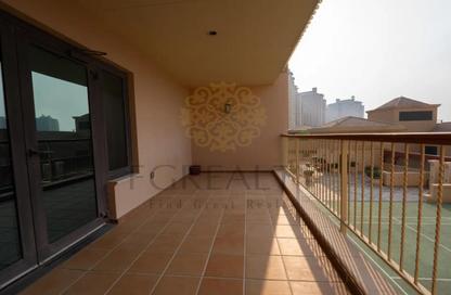 Apartment - 2 Bedrooms - 3 Bathrooms for sale in West Porto Drive - Porto Arabia - The Pearl Island - Doha
