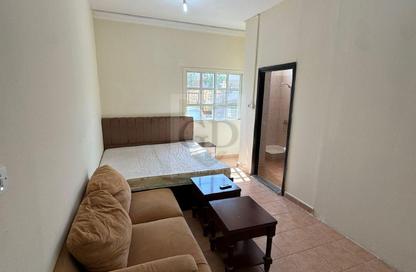 Apartment - Studio - 1 for rent in Al Maamoura - Doha