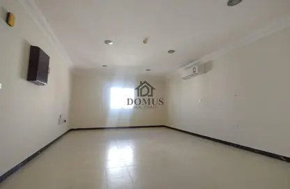 شقة - 3 غرف نوم - 3 حمامات للايجار في شارع حطين - المنتزه - الدوحة