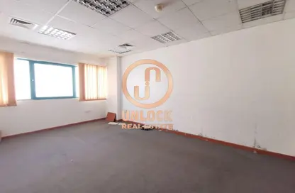 Office Space - 7+ Bedrooms - 2 Bathrooms for rent in Musheireb Tower - Musheireb - Musheireb - Doha Office Space - 7+ Bedrooms - 2 Bathrooms for rent in Musheireb Tower - Musheireb - Musheireb - Doha
