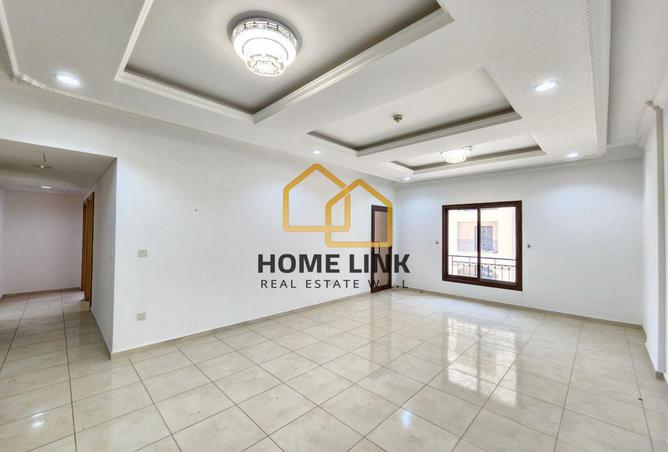 52819089 - Property Image 2