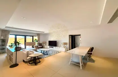 شقة - 2 غرف نوم - 3 حمامات للبيع في طريق بورتو الغربي - بورتو أرابيا - جزيرة اللؤلؤة - الدوحة