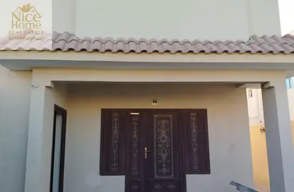 Villa - 6 Bedrooms - 6 Bathrooms for rent in Izghawa - Doha