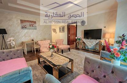 Apartment - 2 Bedrooms - 2 Bathrooms for rent in Tuscan Tower - Porto Arabia - The Pearl Island - Doha