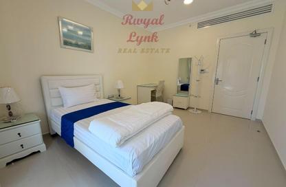 Apartment - 3 Bedrooms - 3 Bathrooms for rent in West Bay - West Bay - Doha