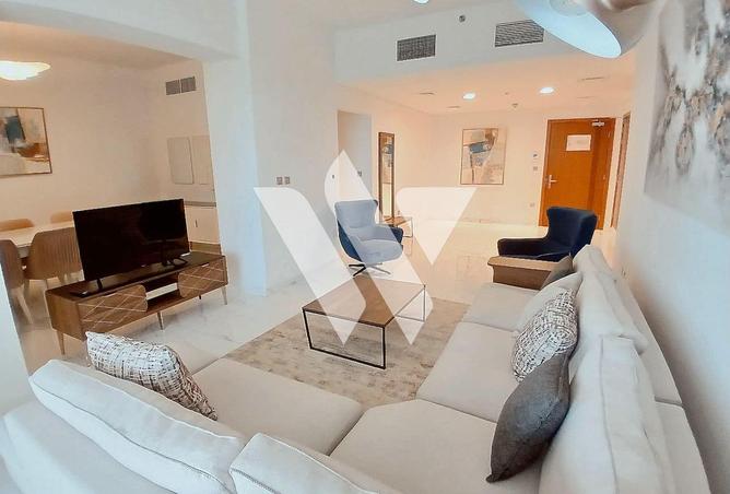 988595 - Property Image 3