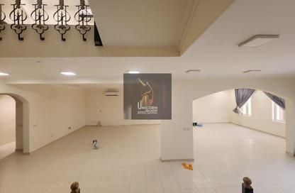 فيلا - 7 غرف نوم - 7 حمامات للايجار في شارع  بو هامو - أبو هامور - الدوحة