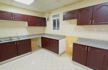 Apartment - 3 Bedrooms - 3 Bathrooms for rent in Muntazah 13 - Al Muntazah - Doha