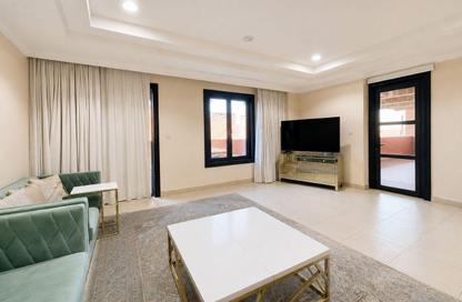 Apartment - 3 Bedrooms - 5 Bathrooms for sale in West Porto Drive - Porto Arabia - The Pearl Island - Doha Apartment - 3 Bedrooms - 5 Bathrooms for sale in West Porto Drive - Porto Arabia - The Pearl Island - Doha