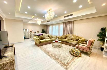 Apartment - 3 Bedrooms - 4 Bathrooms for rent in East Porto Drive - Porto Arabia - The Pearl Island - Doha