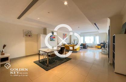 Apartment - 1 - 2 for rent in West Porto Drive - Porto Arabia - The Pearl Island - Doha Apartment - 1 - 2 for rent in West Porto Drive - Porto Arabia - The Pearl Island - Doha