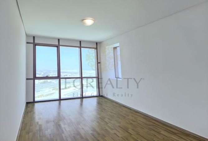 989252 - Property Image 3