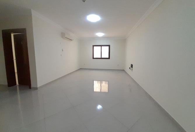 61674307 - Property Main Image