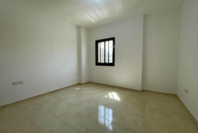 1008123 - Property Image 3