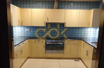 Apartment - 1 Bedroom - 2 Bathrooms for rent in East Porto Drive - Porto Arabia - The Pearl Island - Doha