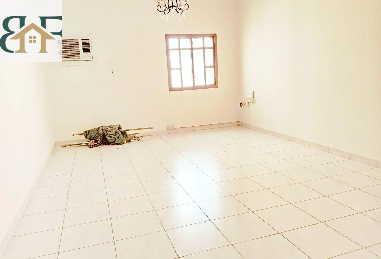 63418973 - Property Main Image