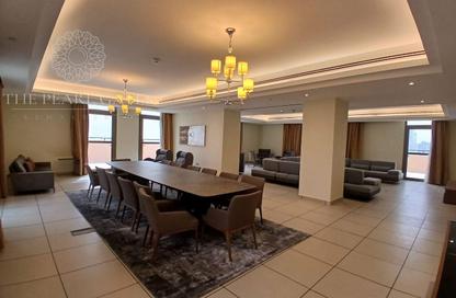 Penthouse - 5 Bedrooms - 5 Bathrooms for rent in West Bay Tower - West Bay - West Bay - Doha