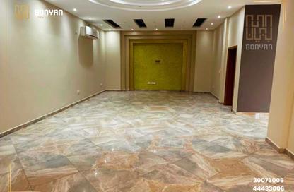 Villa - 7 Bedrooms - 7 Bathrooms for rent in Ain Khalid Gate - Ain Khaled - Doha
