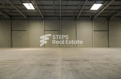 Warehouse - Studio - 2 for rent in Umm Salal Mahammad - Umm Salal City - Doha