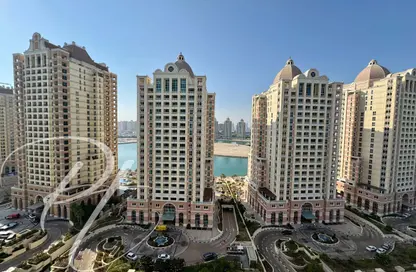 Apartment - 1 Bedroom - 2 Bathrooms for rent in Floresta Gardens - Floresta Gardens - The Pearl Island - Doha