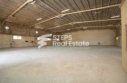 Warehouse - Studio for rent in Industrial Area 4 - Industrial Area - Industrial Area - Doha