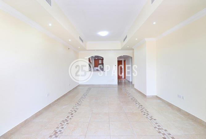 53569897 - صورة العقار 3