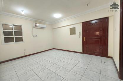 Apartment - 2 Bedrooms - 2 Bathrooms for rent in Somerset Al Mansoura - Al Mansoura - Doha