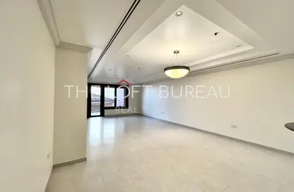 Apartment - 1 Bedroom - 2 Bathrooms for rent in East Porto Drive - Porto Arabia - The Pearl Island - Doha