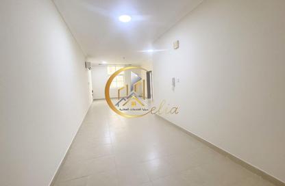 Apartment - 2 - 3 for rent in Salaja Street - Doha Al Jadeed - Doha Apartment - 2 - 3 for rent in Salaja Street - Doha Al Jadeed - Doha