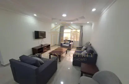 Apartment - 3 Bedrooms - 3 Bathrooms for rent in Al Sadd Road - Al Sadd - Doha