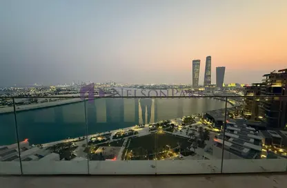 Apartment - 2 Bedrooms - 4 Bathrooms for sale in Seef Lusail Tower 1 - Seef Lusail - Lusail City - Lusail