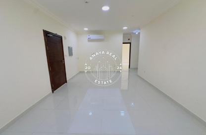 Villa - 2 Bedrooms - 2 Bathrooms for rent in Bin Omran 35 - Fereej Bin Omran - Doha