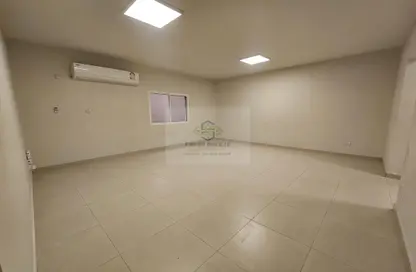 شقة - غرفة نوم - 1 حمام للايجار في سنترال إن سوق واقف - سوق واقف - الجاسرة - الدوحة