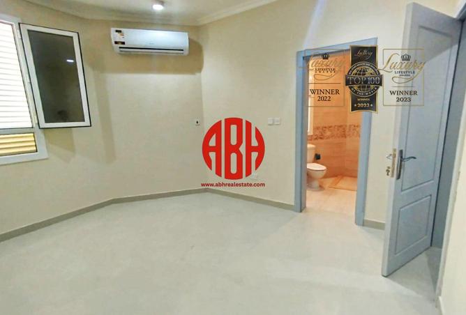 54152267 - Property Image 2