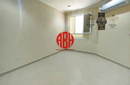 Apartment - 1 Bedroom - 2 Bathrooms for rent in Fereej Kulaib - Doha