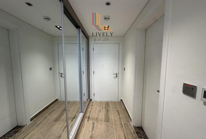 1002507 - Property Image 3