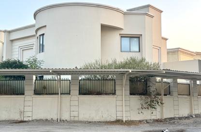 Villa - 5 - 5 for rent in Wadi Al Shaheeniya Street - Ain Khaled - Doha