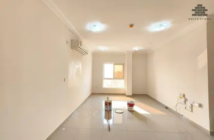 Apartment - 2 Bedrooms - 3 Bathrooms for rent in Al Mansoura - Al Mansoura - Doha