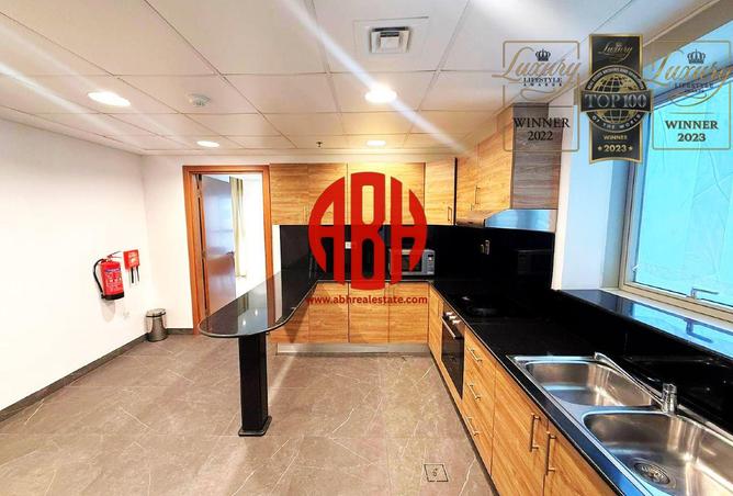 1000383 - Property Image 3