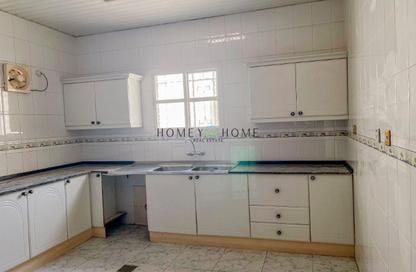 Villa - Studio - 3 Bathrooms for rent in New Salata - Salata - Doha