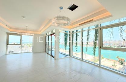 Apartment - 2 Bedrooms - 4 Bathrooms for sale in Crystal Residence - Gewan Island - The Pearl Island - Doha