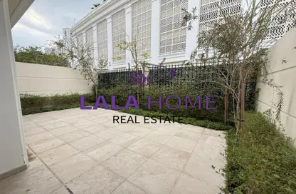 فيلا - 5 غرف نوم - 6 حمامات للايجار في حدائق فلورستا - حدائق فلورستا - جزيرة اللؤلؤة - الدوحة