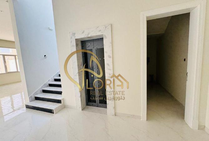 53813865 - صورة العقار 2