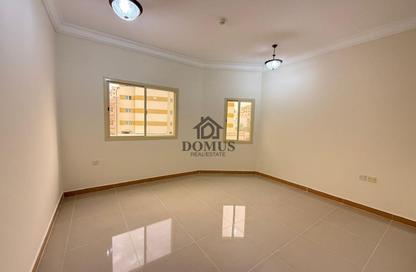 Apartment - 3 Bedrooms - 3 Bathrooms for rent in Thabit Bin Zaid Street - Al Mansoura - Doha