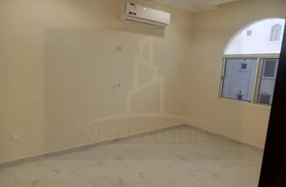 شقة - غرفة نوم - 1 حمام للايجار في شقق مساكن المطار القديم - طريق المطار القديم - الدوحة