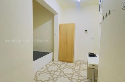Apartment - Studio - 1 Bathroom for rent in Al Duhail - Al Duhail - Doha
