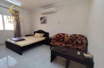 Apartment - Studio - 1 Bathroom for rent in Umm Ghwailina Comm - Umm Ghuwalina - Umm Ghuwailina - Doha Apartment - Studio - 1 Bathroom for rent in Umm Ghwailina Comm - Umm Ghuwalina - Umm Ghuwailina - Doha